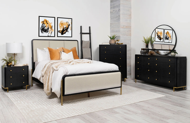Arini Panel Bed