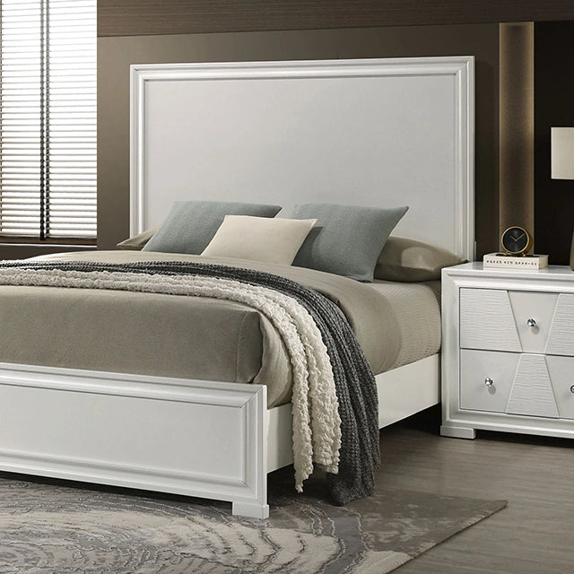 Holsted Queen Bedroom Set