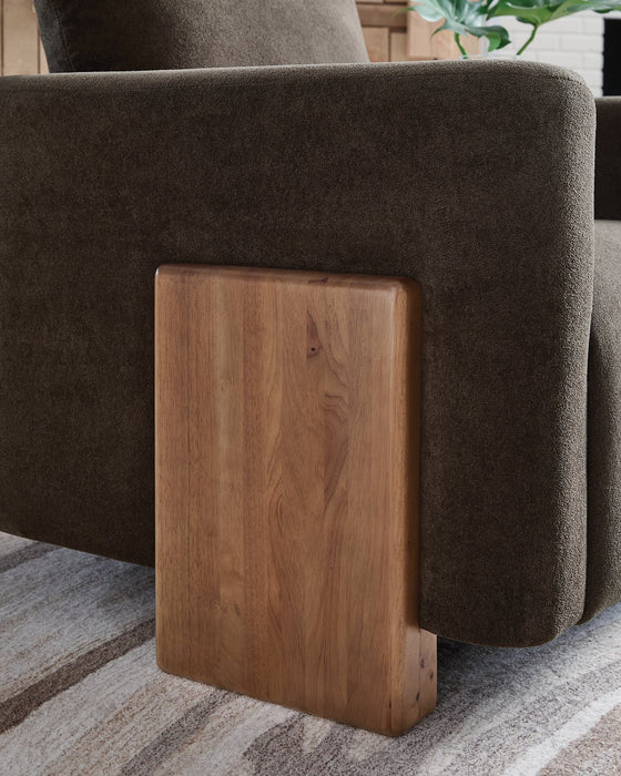 Dairlett Accent Chair