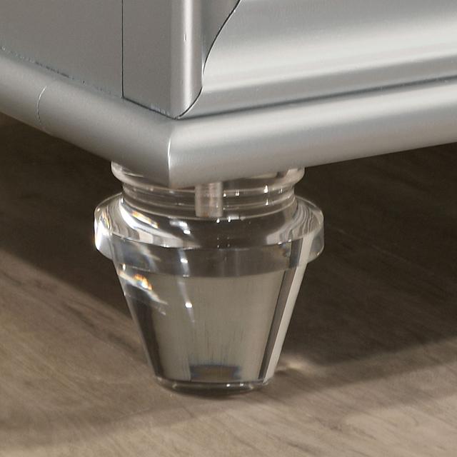 MADDIE Cal.King, E.King, & Queen Bed