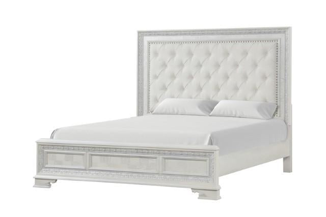 Stella Mia 4 Pc 5 Pc Queen Bedroom Set White