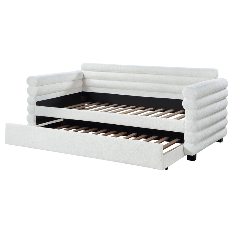 Patricia Daybed with Trundle