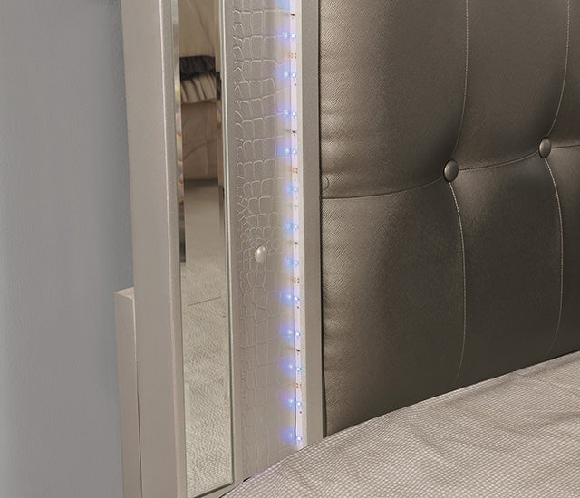 Brachium Queen Bedroom Set Silver