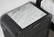 Beckett Wht/Blk Bed Group