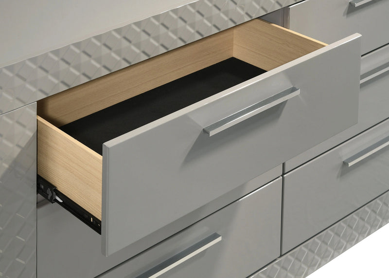 Ives Dresser